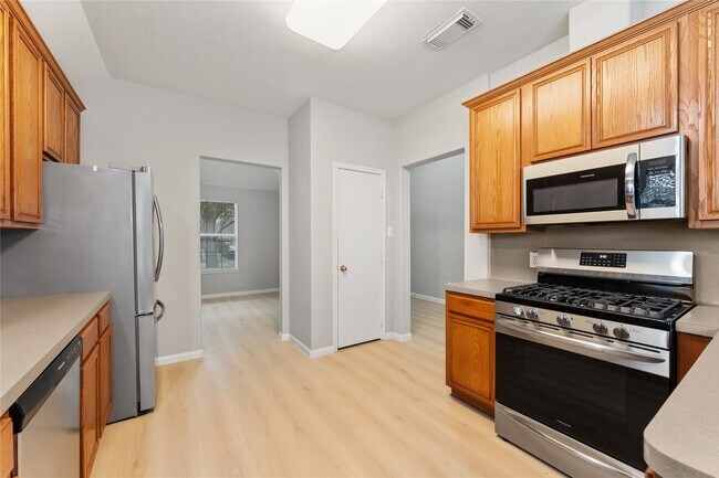 Building Photo - 13733 Stark Bridge Ln