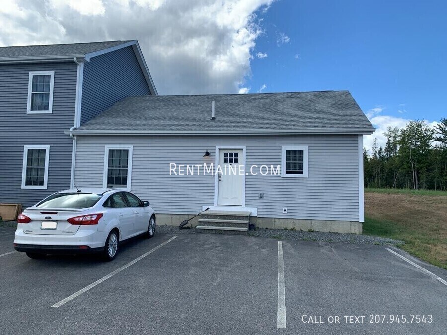 Building Photo - 110 Rocky Rdg Dr