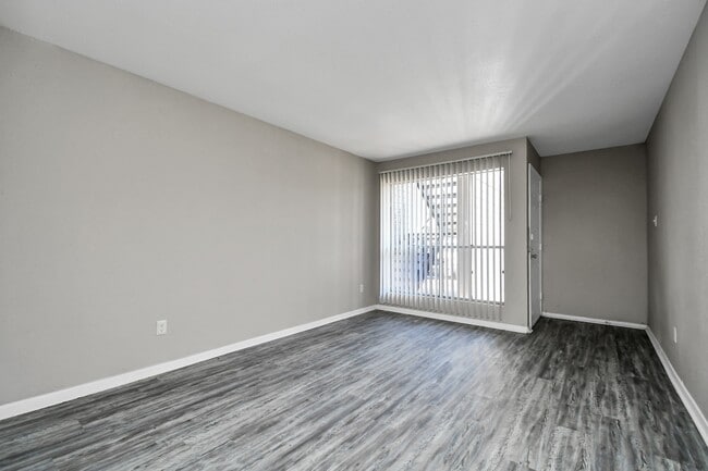 Building Photo - 12211 Fondren Rd
