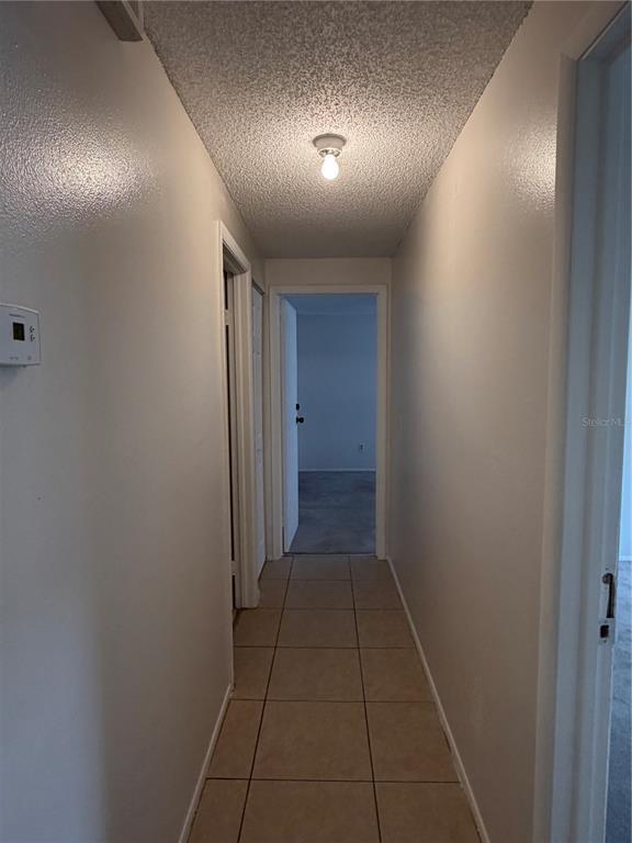 Building Photo - 4911 Silver Oaks Village