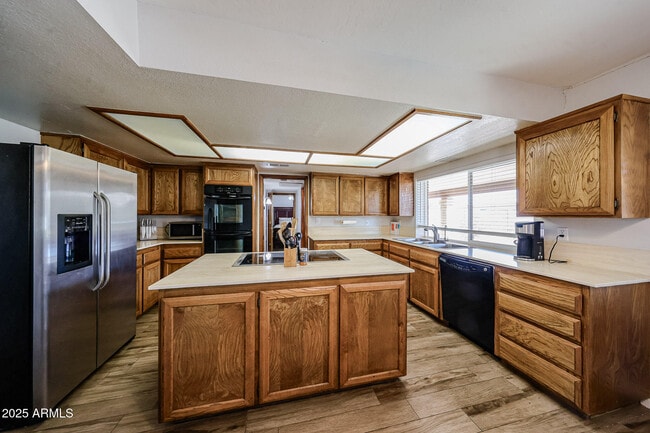 Building Photo - 16227 North 21st St