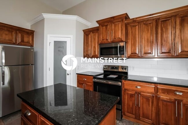 Building Photo - 4 Bedroom Pet-Friendly Home in Edmond, OK ...