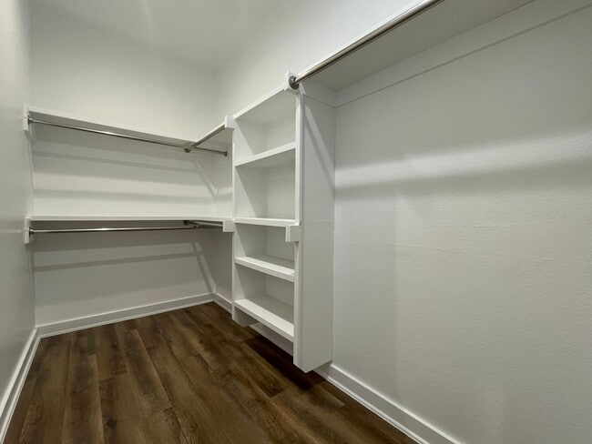 Building Photo - Brand 3 BR / 2 BA Home in Corsicana!