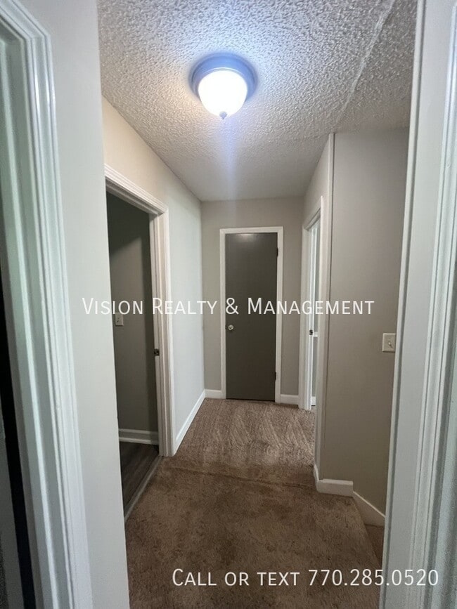 Building Photo - 750 Blandenburg Rd