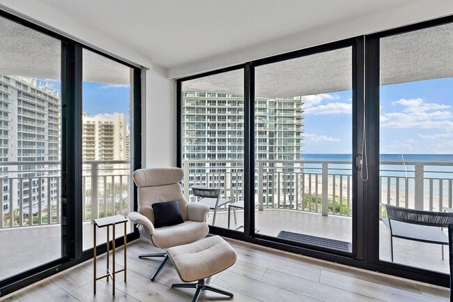 Building Photo - 3000 N Ocean Dr