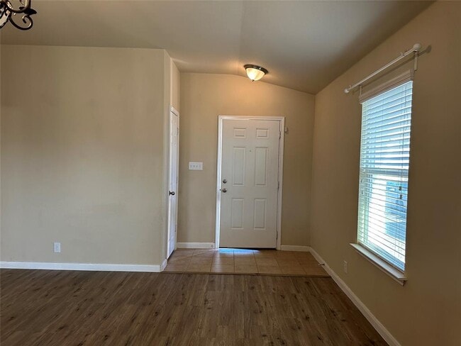 Building Photo - 316 Pack Horse Dr