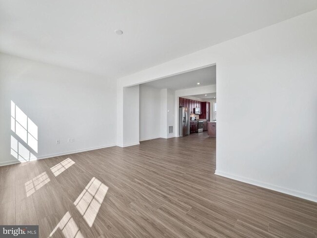 Building Photo - 96 Stafford Pl