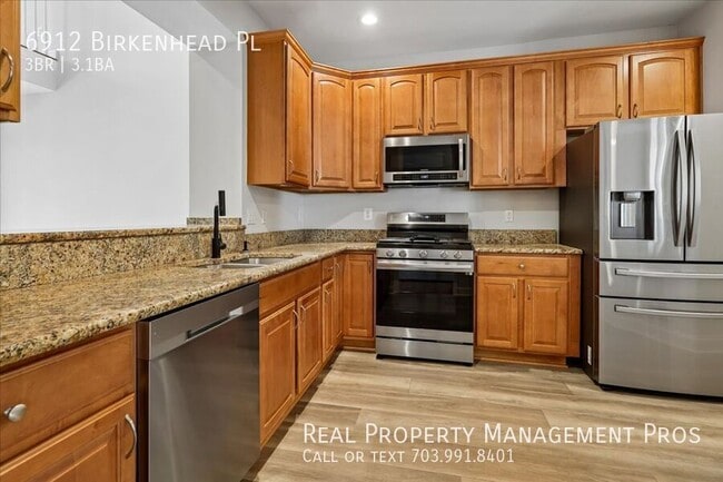 Building Photo - 6912 Birkenhead Pl