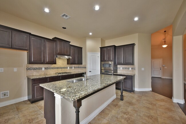 Building Photo - Spacious Luxury home in Deer Creek Schools!