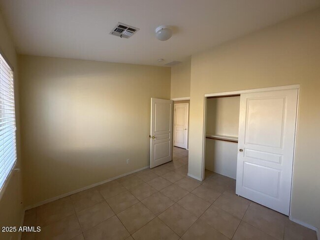 Building Photo - 10256 E Peralta Canyon Dr