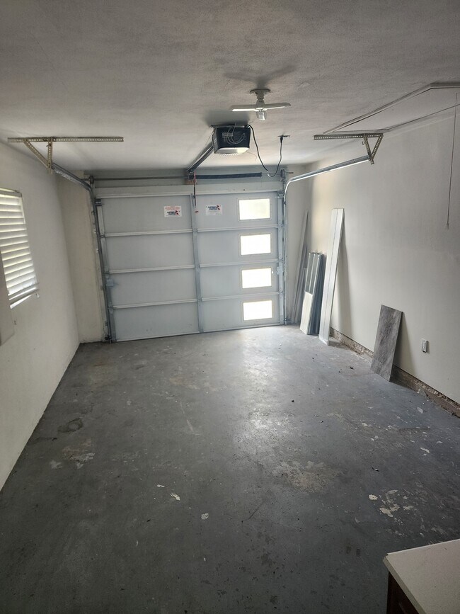 Building Photo - 1703 Marina Terrace