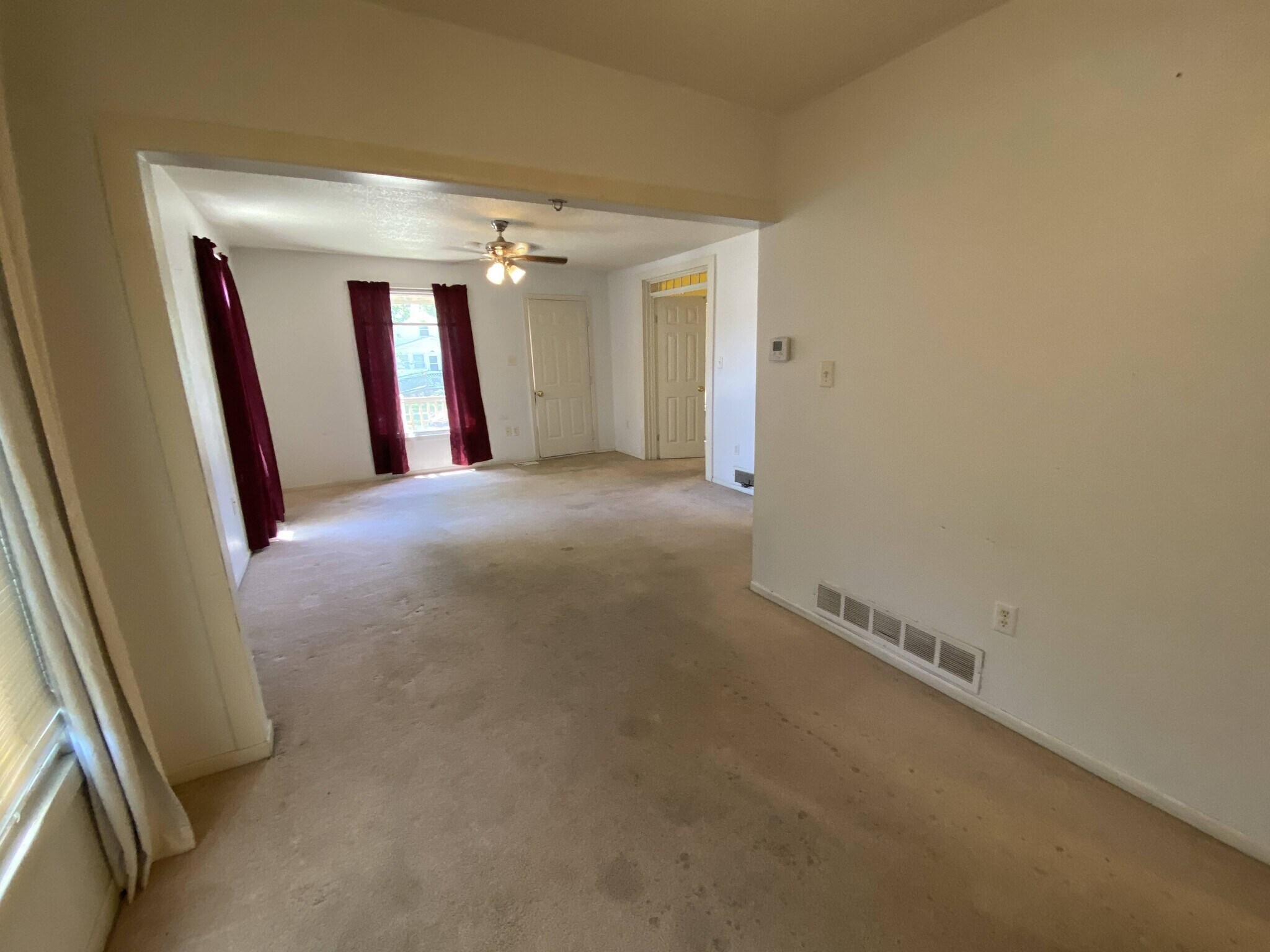 Building Photo - 409 2nd St