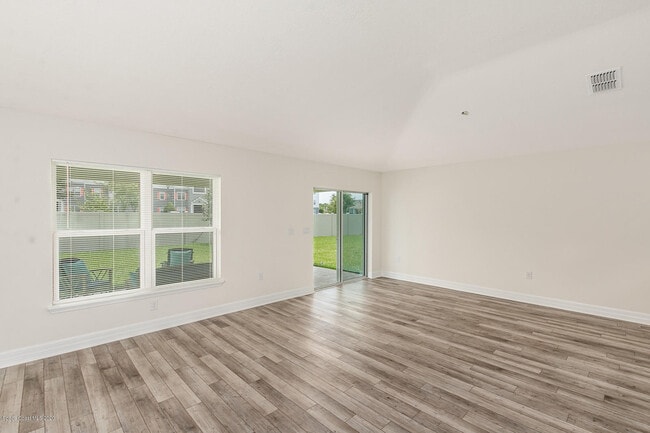 Building Photo - 1306 Potenza Dr