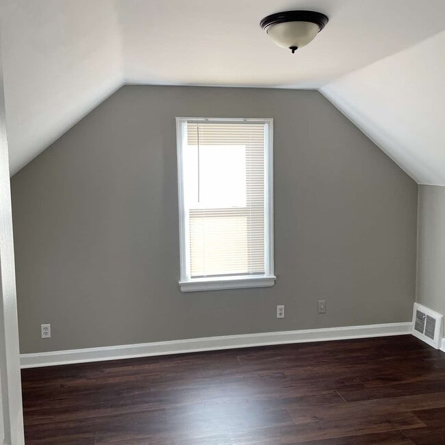 Building Photo - 4532 N 45th St