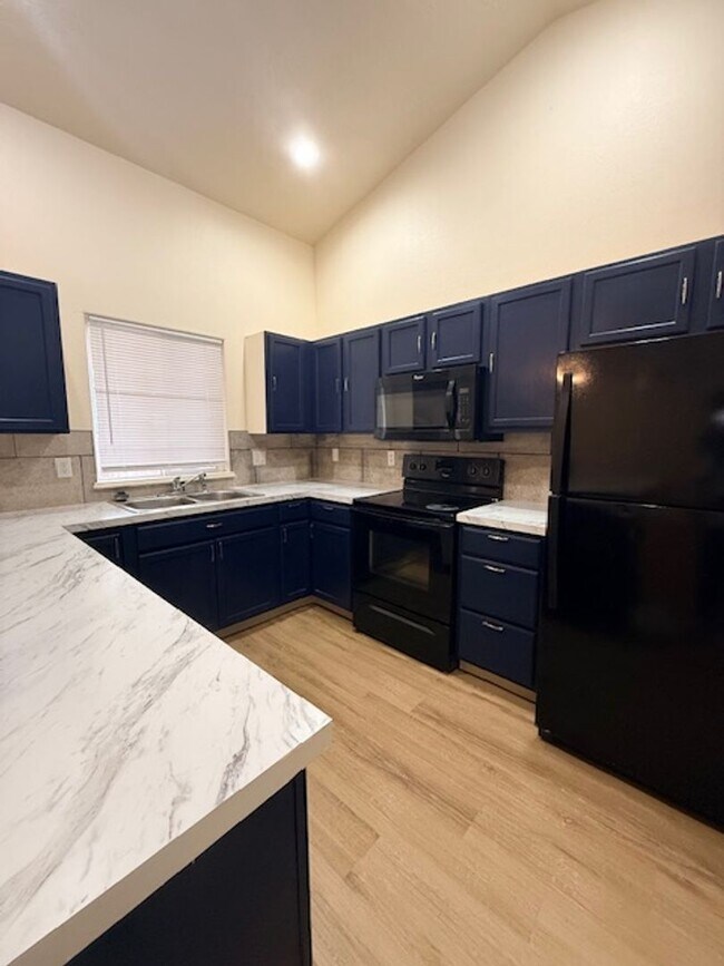 Building Photo - Cathy Avenue