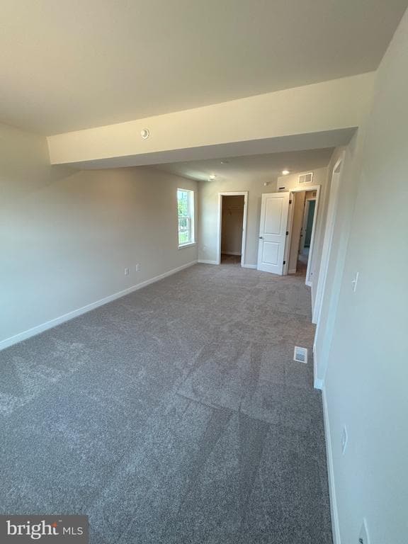 Building Photo - 28 Barnes Wy