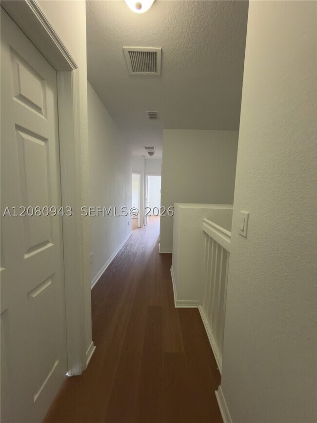 Building Photo - 7978 SW 166th Pl