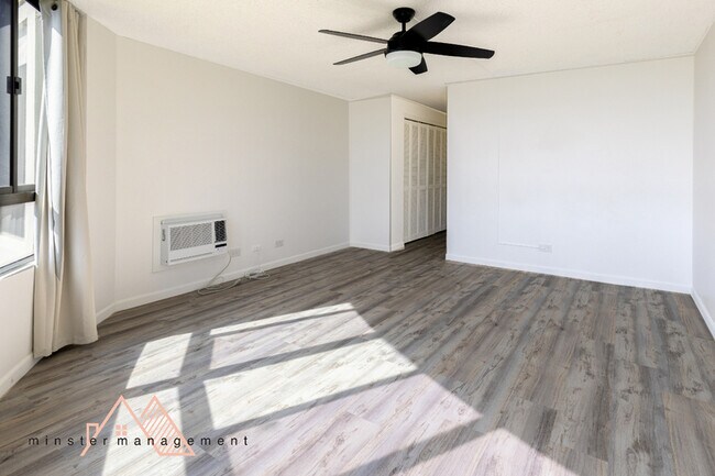 Building Photo - 6770 Hawaii Kai Dr