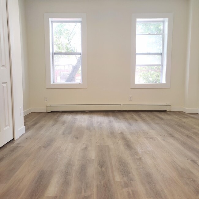 Building Photo - 287 Bergen Ave