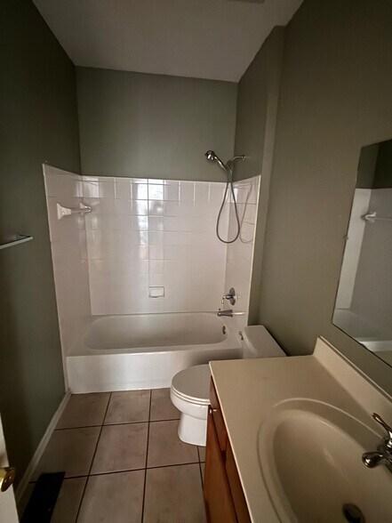 Building Photo - 488 Musical Ct