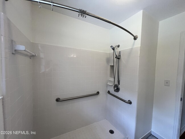 Building Photo - 1377 Tiber Ave