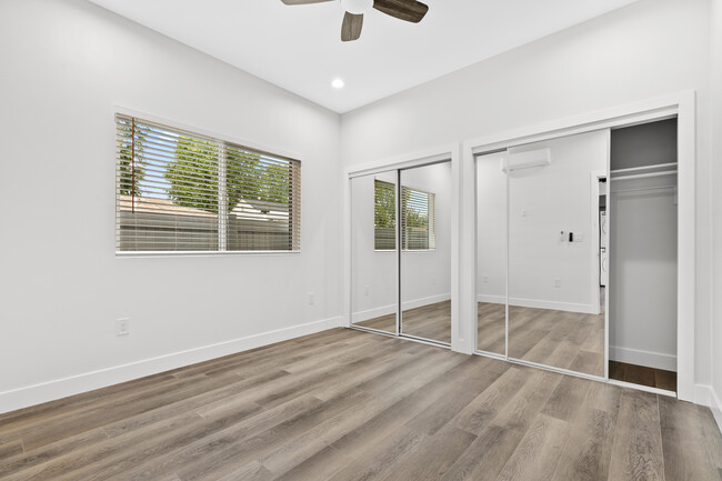 Building Photo - 6519 Coldwater Canyon Ave