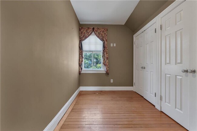 Building Photo - 98 Butler Ave