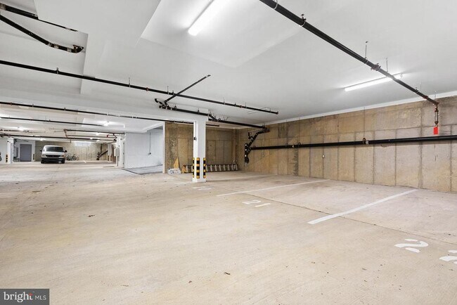 Building Photo - 1221 E Berks St