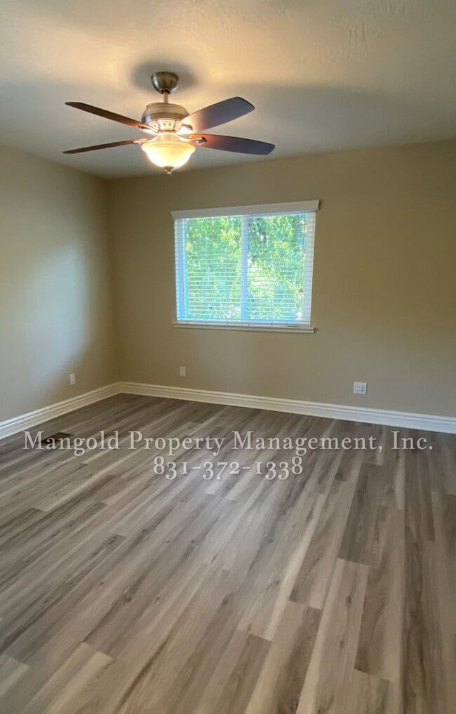 Building Photo - Spacious and Cozy Condo In Willow Glen - R...