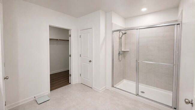 Building Photo - 4/2 Cascades Home