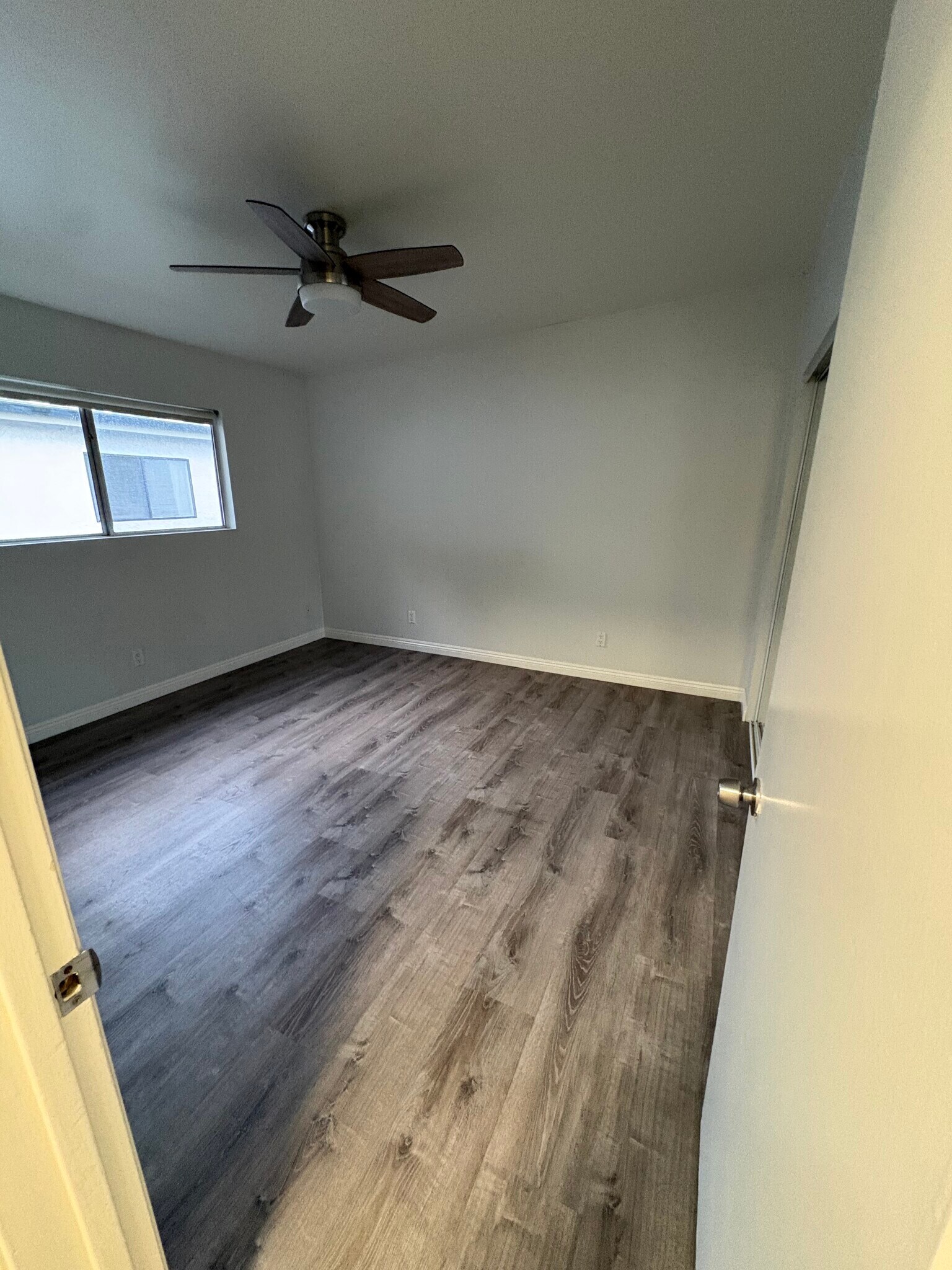 Building Photo - 3322 Helms Ave