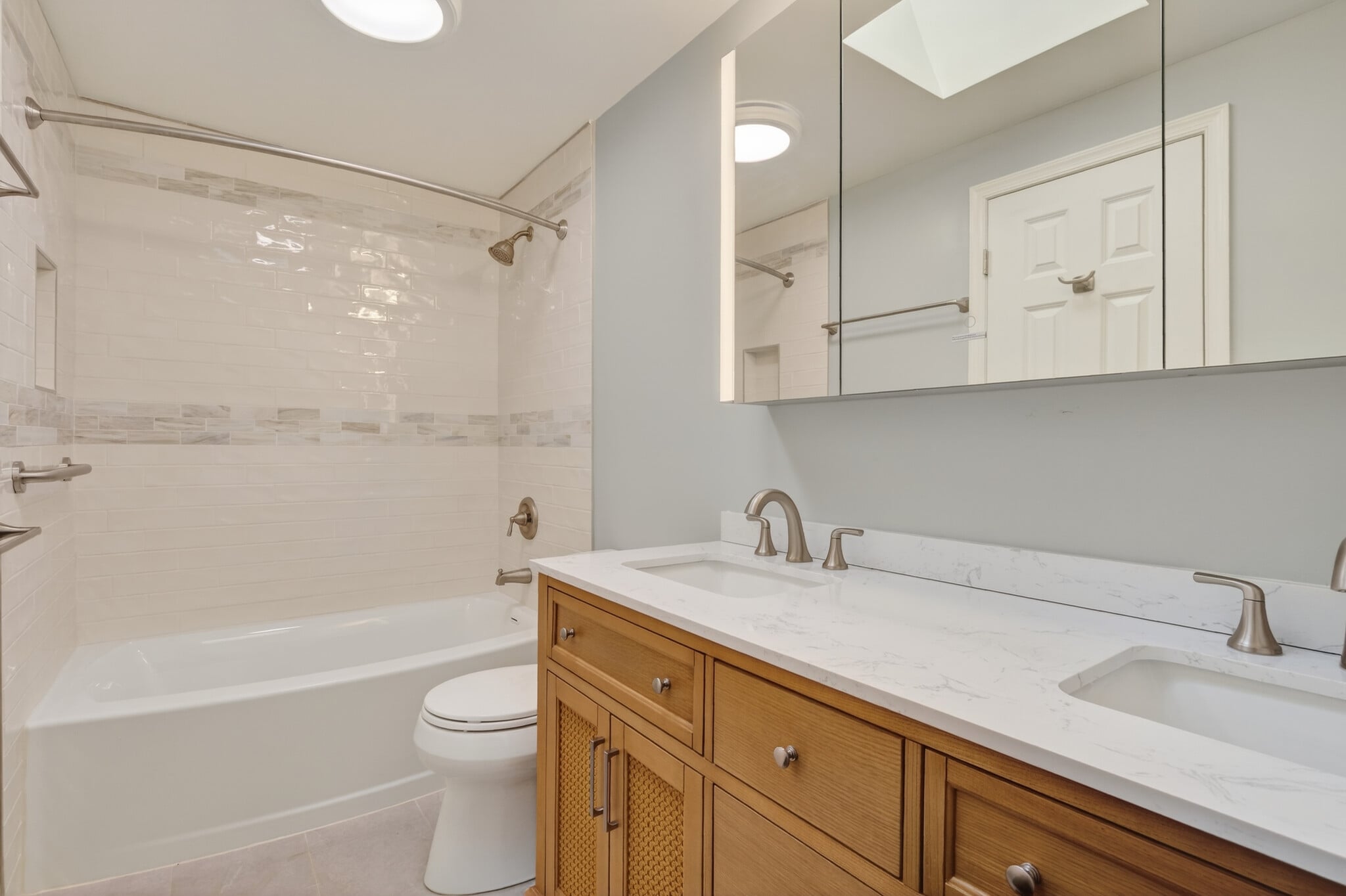 Building Photo - 19204 Saint Johnsbury Ln