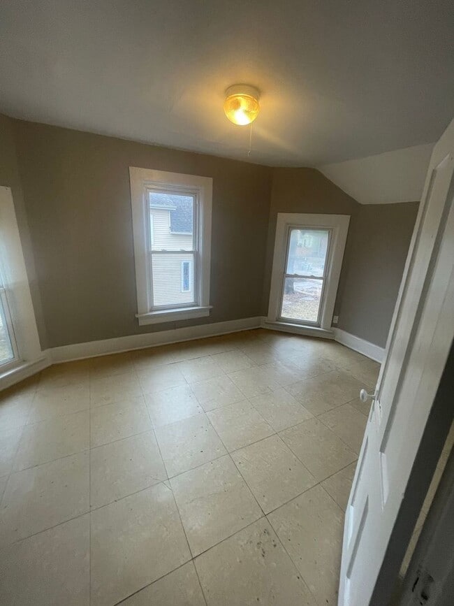 Building Photo - 235 N 37th St