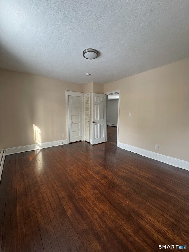 Building Photo - 54 Overlook Ave