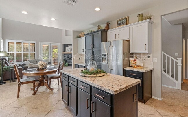 Building Photo - 3331 W Hemingway Ln