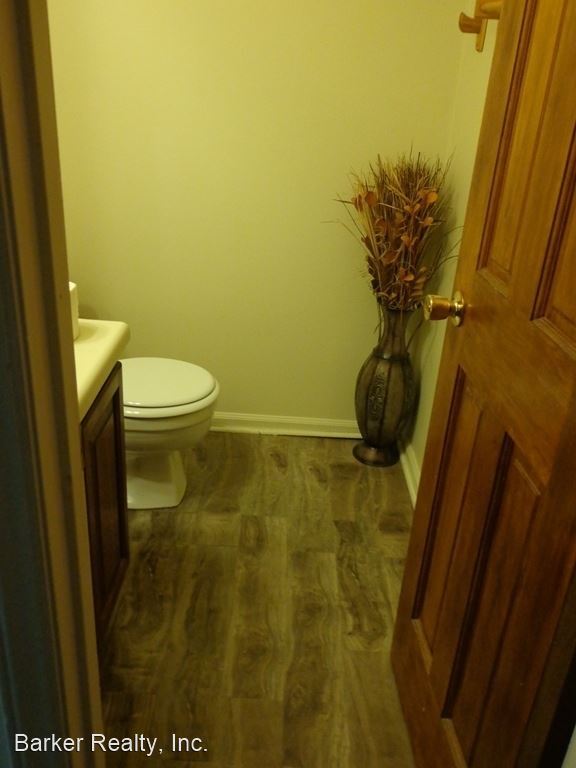 Building Photo - 3 br, 2.5 bath House - 6601 Orford Court