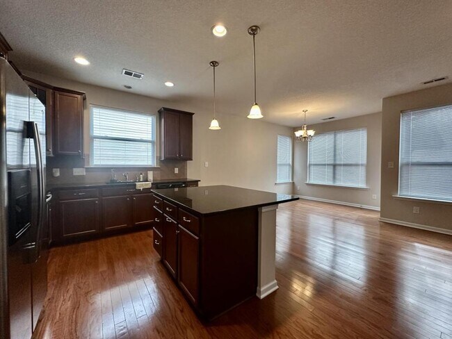 Building Photo - 4531 Hubbard Falls Dr