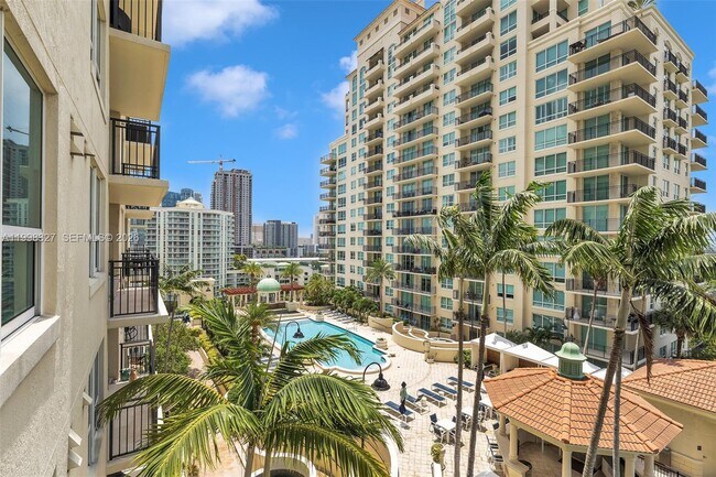 Building Photo - 610 W Las Olas Blvd