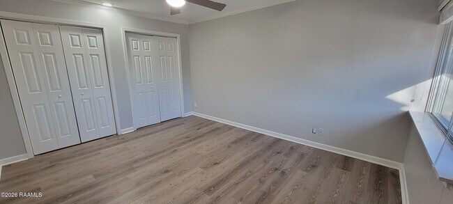 Building Photo - 220 Doucet Rd