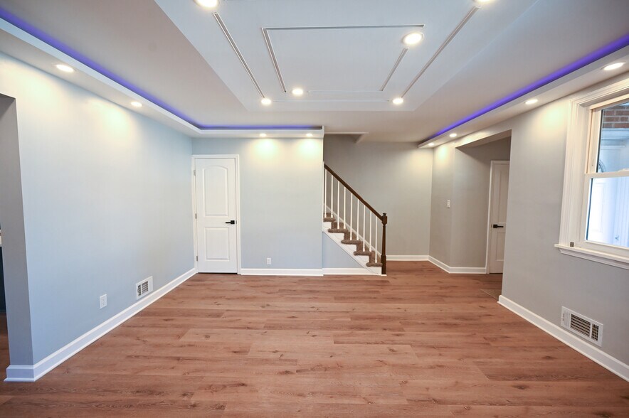 Building Photo - 3405 Ludgate Rd