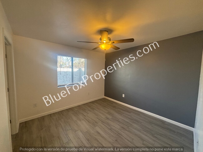 Building Photo - 245 E Norma Ln