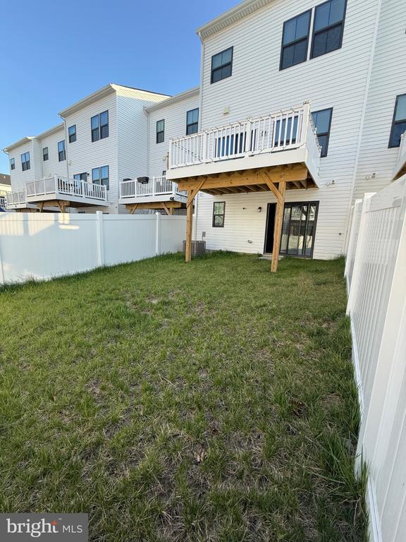 Building Photo - 3 Cinnamon Ln