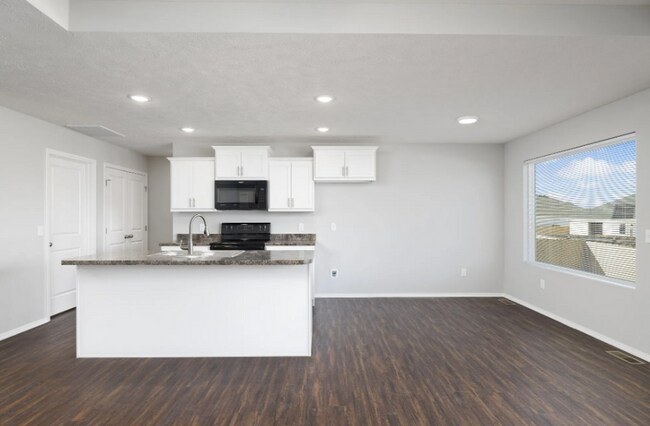 Building Photo - Brand new 4 bedroom home in Monett, MO!
