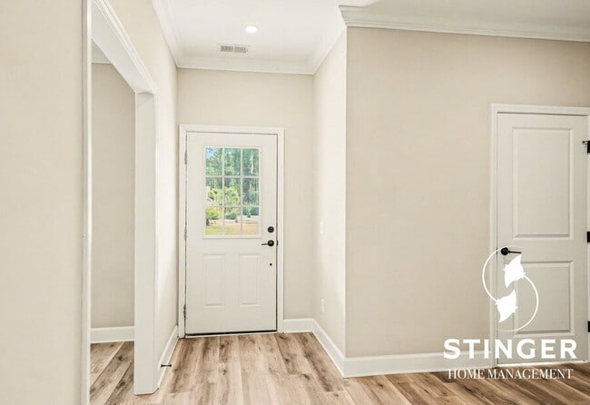 Building Photo - 14 Los Robles Rd