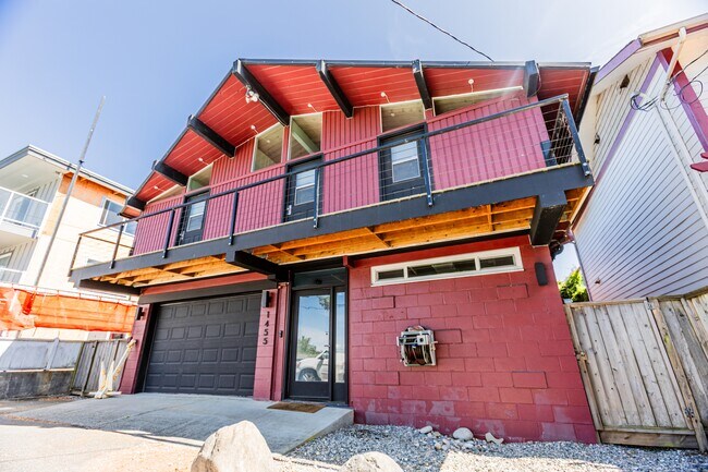 Building Photo - 1455 Edwards Dr