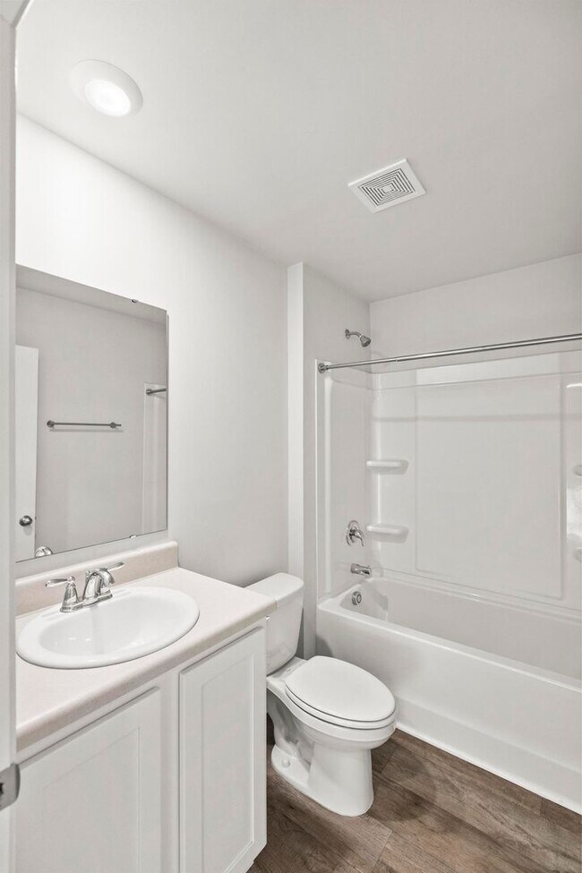 Building Photo - Castle Hayne Ranch Style Home for rent!