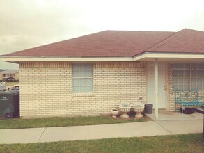 Building Photo - 804 Industrial