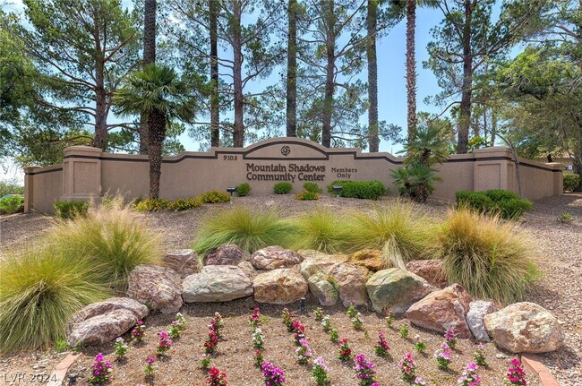 Building Photo - 10709 Shackleton Dr