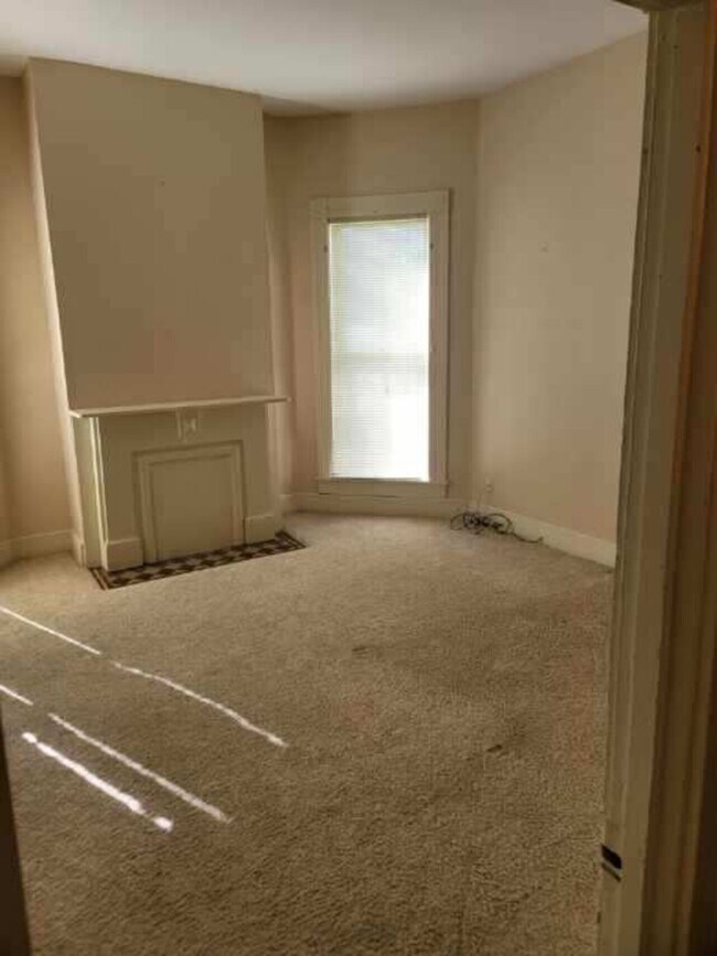 Building Photo - Edgewood Townhomes