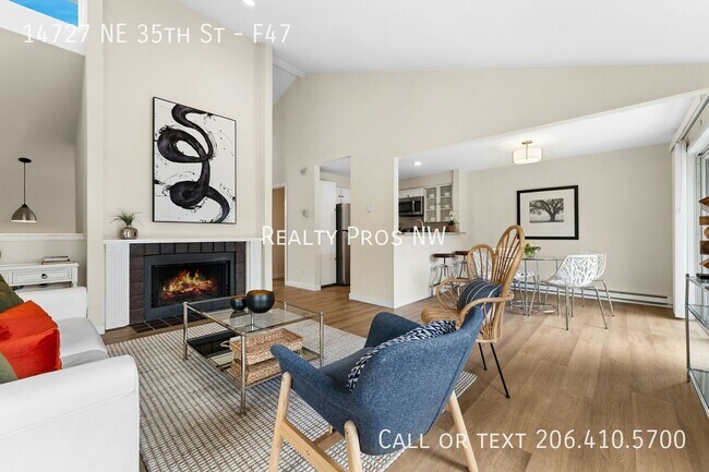 Building Photo - 14727 NE 35th St
